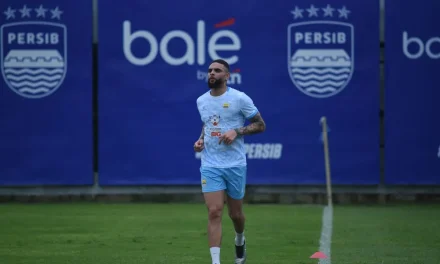 Layvin Kurzawa Siap Debut Bareng Persib Di ACL 2?