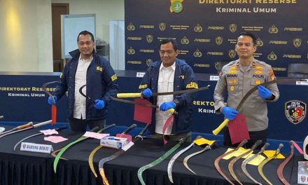 Operasi Pekat Di Jakarta Tangkap 105 Pelaku Tawuran, 56 Sajam Disita