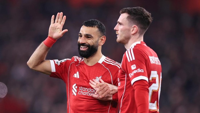 Mo Salah Cuma Kalah Hebat Dari Kenny Dalglish Bagi Robertson