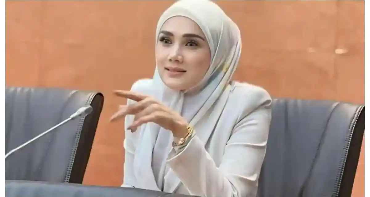 Mulan Jameela Di Terpa Isu Hoaks Rendahkan Profesi Guru