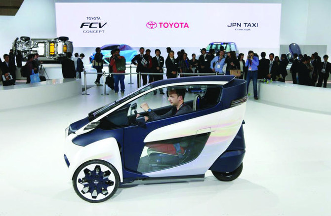 Toyota i-ROAD: Mobil Listrik Praktis Untuk Antar Anak Sekolah