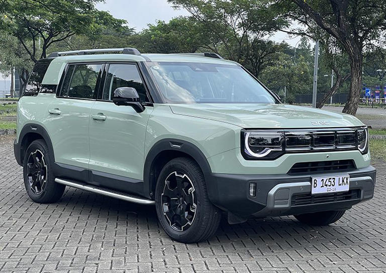 Baic BJ30 Hybrid AWD: 400 DK, Hemat Bensin, Mobil Masa Depan