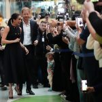 Gaya Meghan Markle Di Australia, Viral Turun Kelas Naik Pesawat Komersial