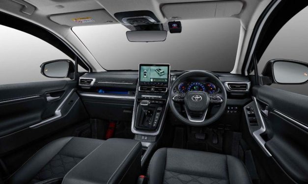 Bukan MPV Biasa! Innova Zenix Dengan Mesin Hybrid 4 Silinder