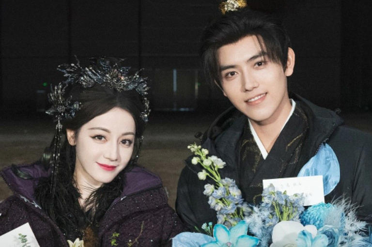 Rumor Panas! Dilraba Dilmurat Dan Chen Feiyu Pacaran?
