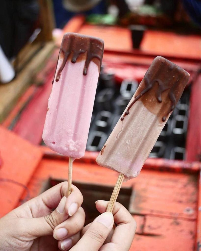 Kuliner Es Krim Domino: Sensasi Manis Yang Bikin Ketagihan