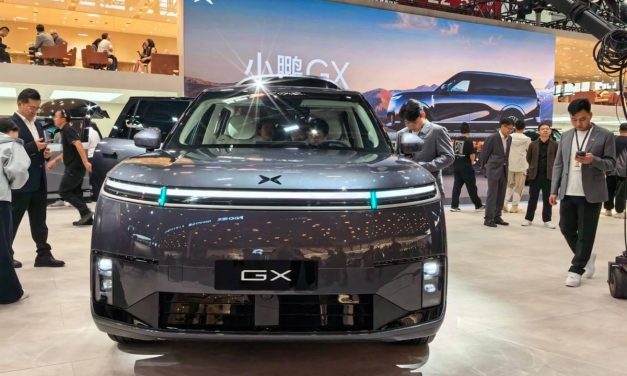 SUV Listrik Premium! XPeng GX Siap Tantang Tesla Dan BYD
