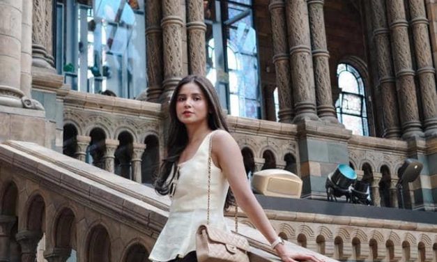 Potret Menawan Yunita Siregar Kunjungi Museum Ikonik Di London
