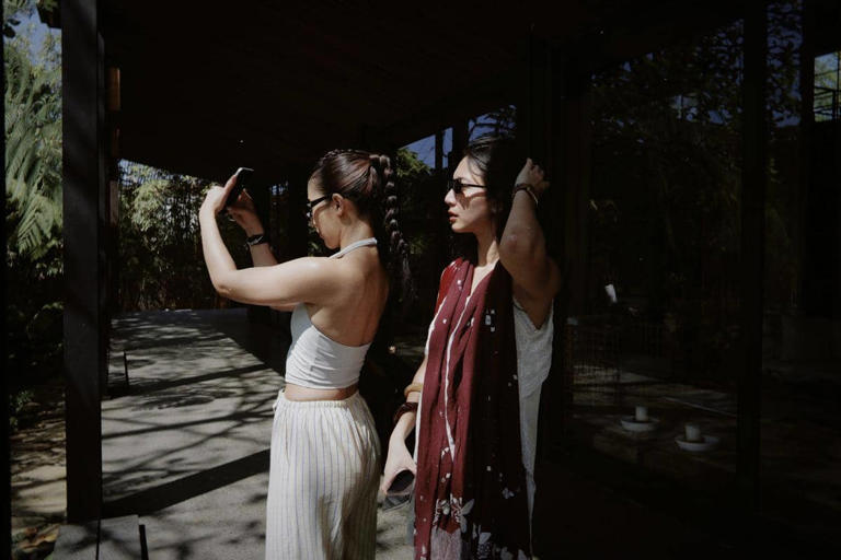 Liburan Bareng Ke Ubud Bali, Fita Anggriani Dan Sheila Dara