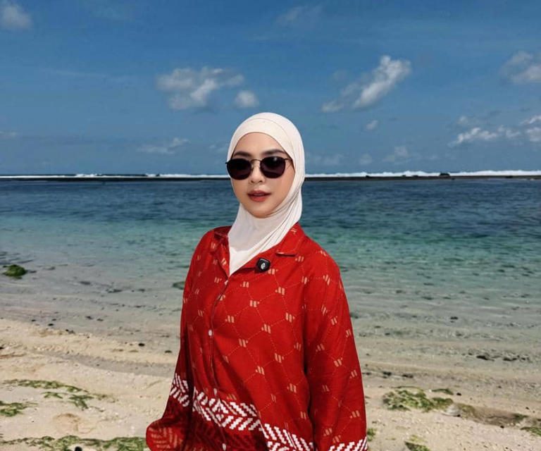 Ria Ricis Happy Banget! Liburan Di Bali Berlanjut Ke Makassar